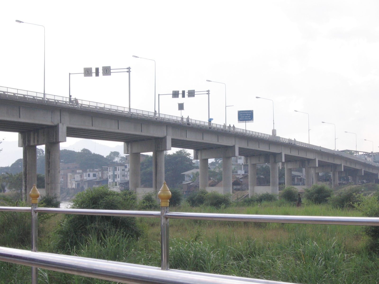 Case Study Chiang Khong Special Economic Zone Open Development Mekong   Thai Myanmar Friendship Bridge 